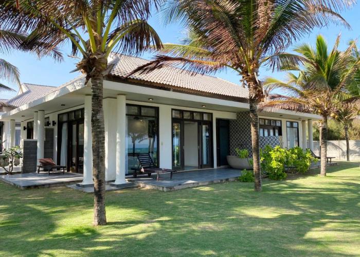Starlight Villa Beach Resort & Spa