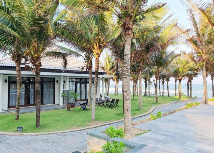 Starlight Villa Beach Resort & Spa