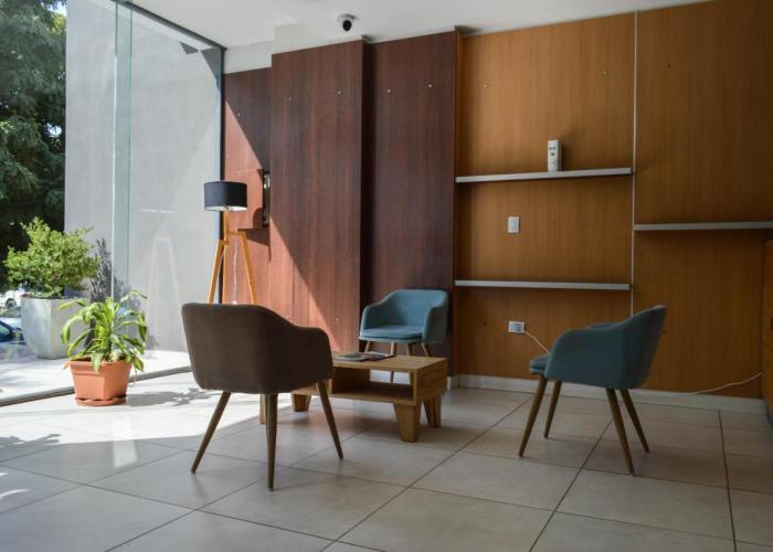 Leloir Flats