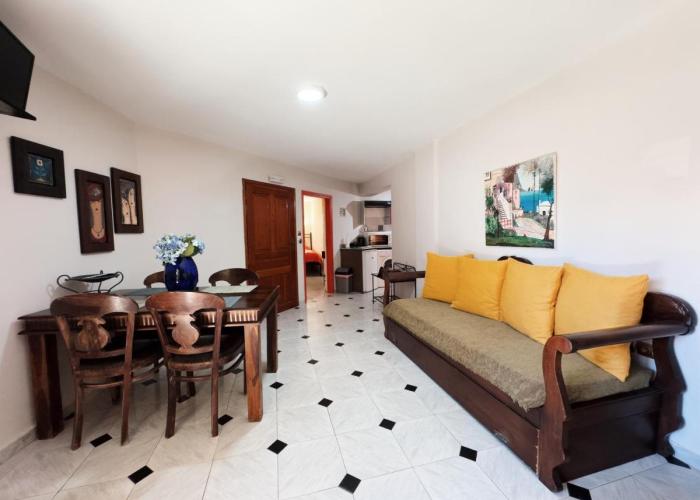 Villa Eleni Seaside Apartments