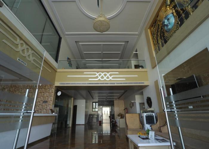 THE GRAND ASTORIA SOMANTH