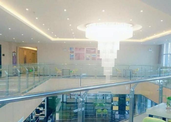 Lavande Hotel Yinchuan Railway Station Wanda