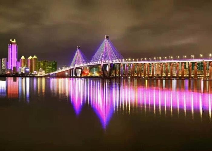 Lavande Hotel ZhanJiang HaiBin Avenue Jiangnanshijia