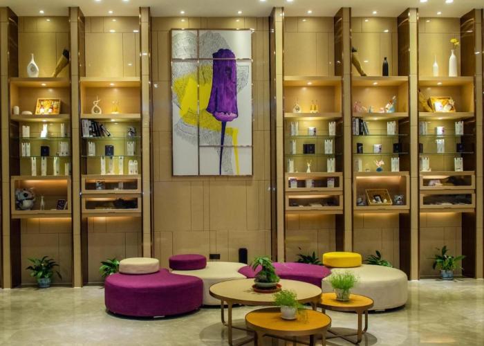Lavande Hotel Yibin University City Exhibition Center