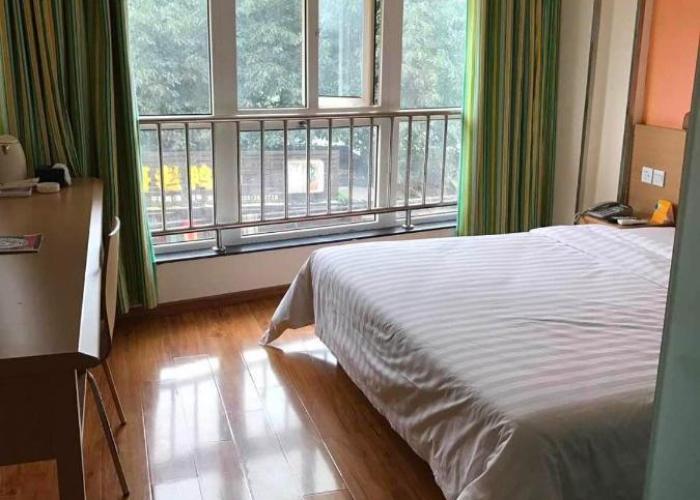 7Days Inn Ya`an Bridge Street Center