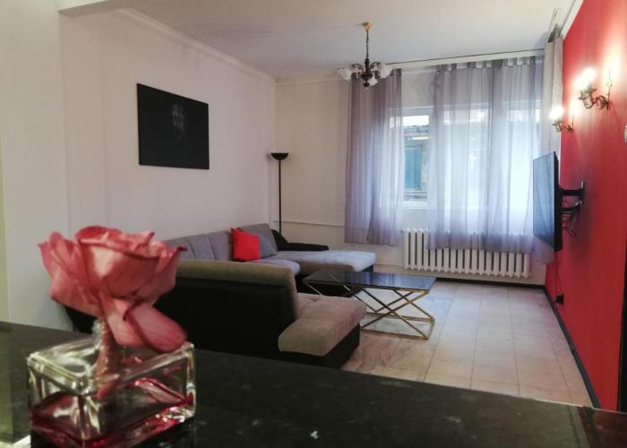 TOP CENTER spacious apartment with parking