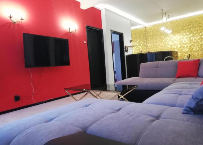 TOP CENTER spacious apartment with parking