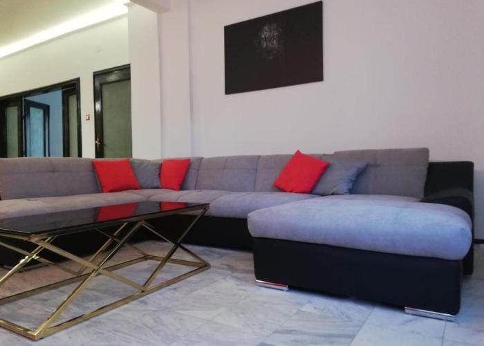 TOP CENTER spacious apartment with parking