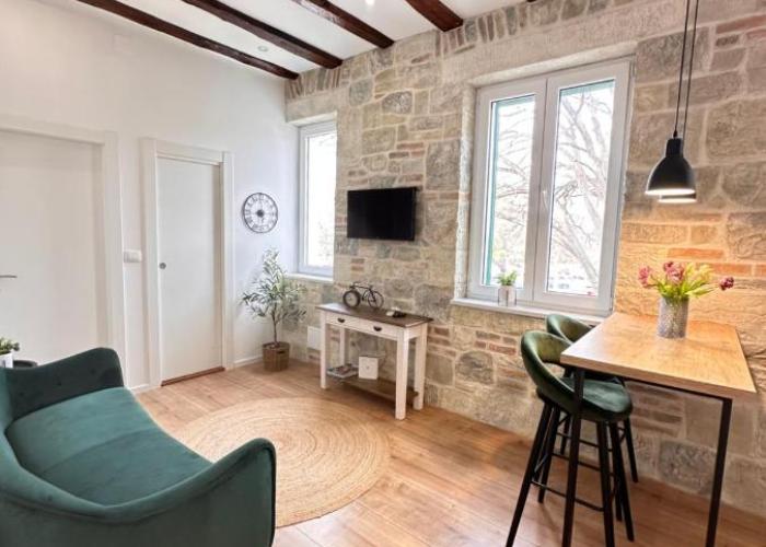 Apartment Agora