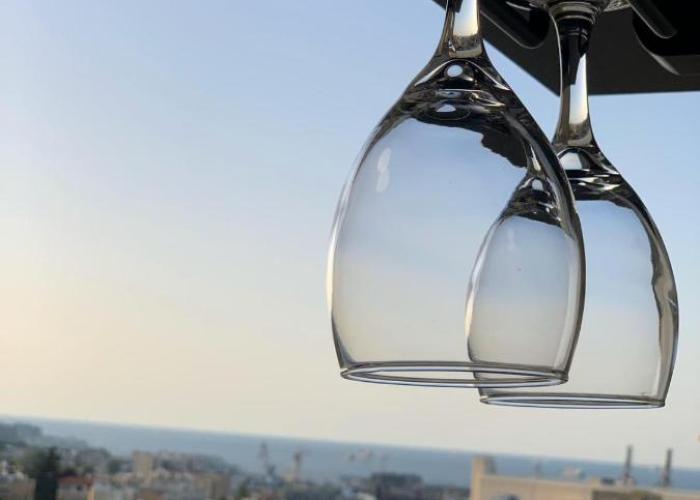 Maya New Guest House -Panoramic Sea&CityCentre View, Haifa