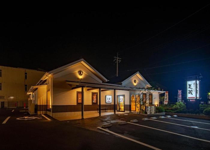 Hotel Route-Inn Tsuyama Ekimae