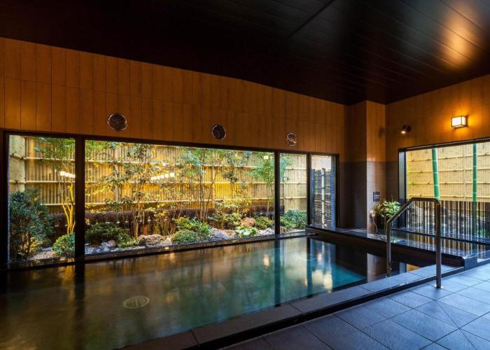 Hotel Route-Inn Tsuyama Ekimae
