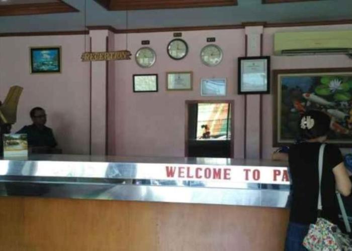 Hotel Parewisata