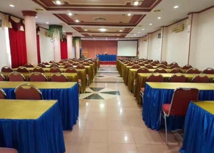 Hotel Parewisata