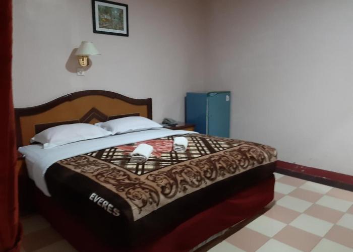 Hotel Parewisata