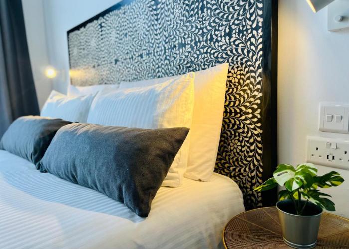 Apartments by Sliema promenade and beach