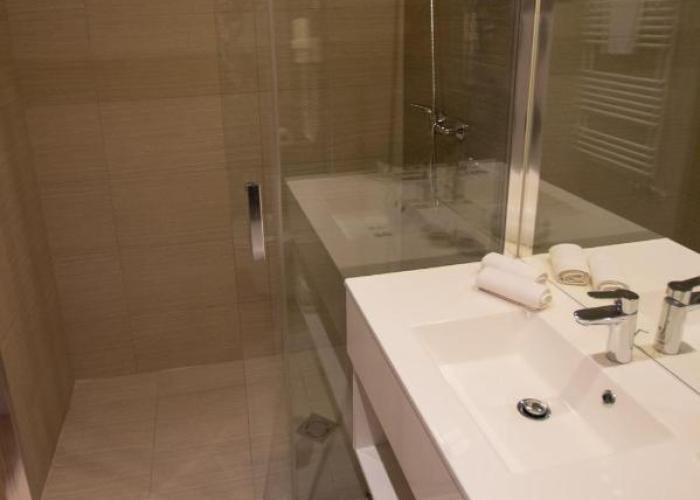 VISION APARTMAN