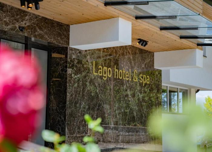 Lago Hotel