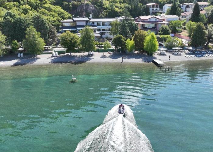 Lago Hotel