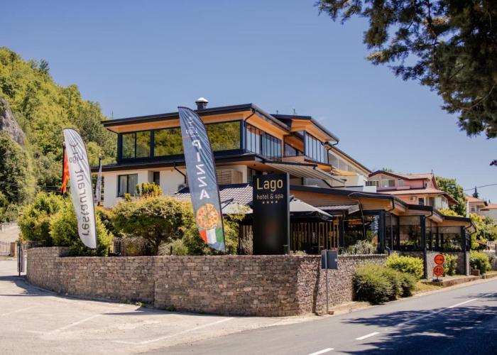 Lago Hotel