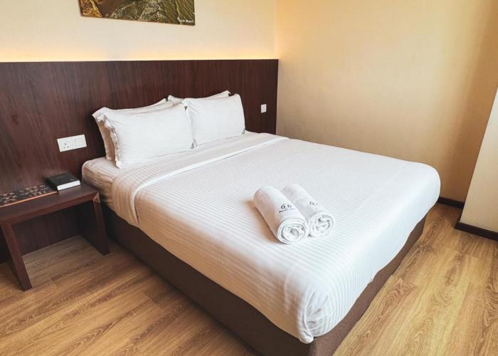 Emart Hotel (Riam)