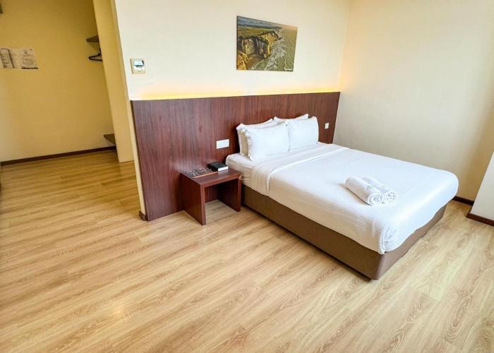 Emart Hotel (Riam)