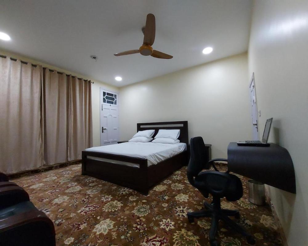 фото Raahi Hotel Gilgit