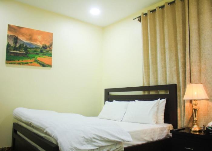 Raahi Hotel Gilgit