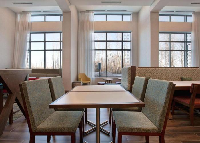 Hampton Inn & Suites Ottawa West, Ontario, Canada