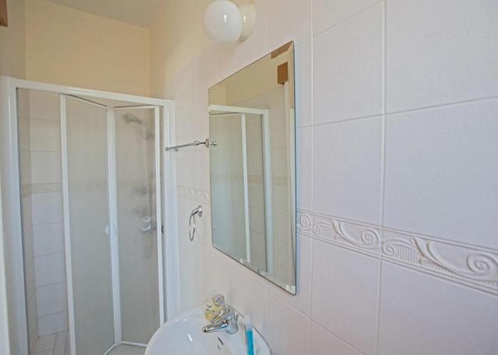 Villa Dafnis Chrysos - Modern 3 Bedroom Protaras Villa with Pool - Close to Fig Tree Bay Beach