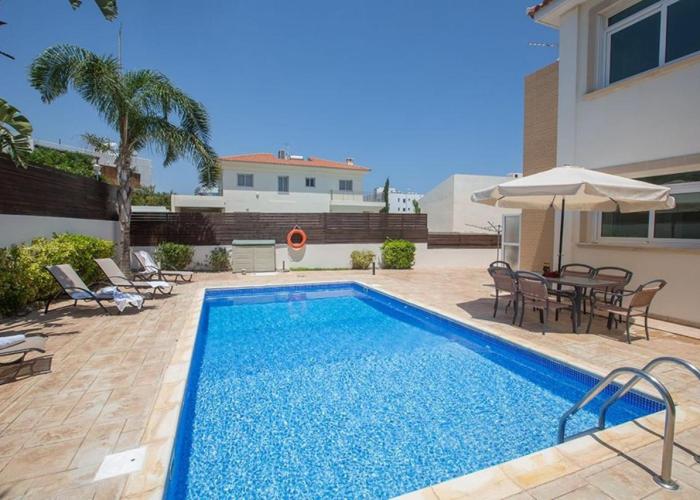 Villa Dafnis Chrysos - Modern 3 Bedroom Protaras Villa with Pool - Close to Fig Tree Bay Beach