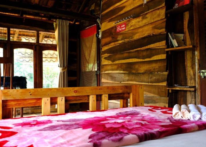 Plei Homestay & Café