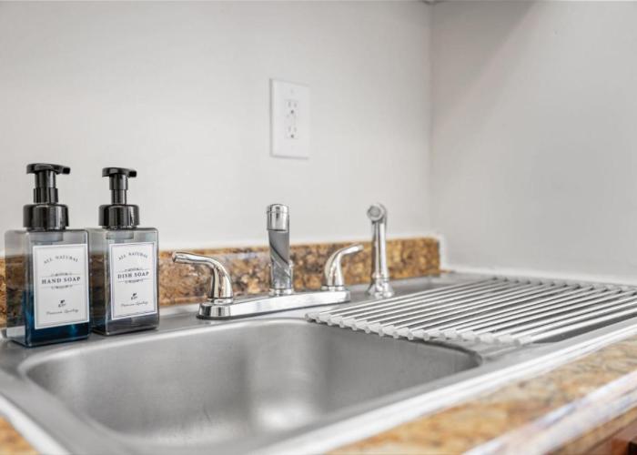 The Flats on Florida St - Super Comfy 2-Bedroom Apartments