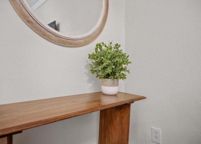 The Flats on Florida St - Super Comfy 2-Bedroom Apartments