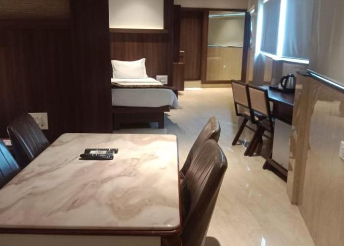 Hotel Laxvas- The Business Hotel