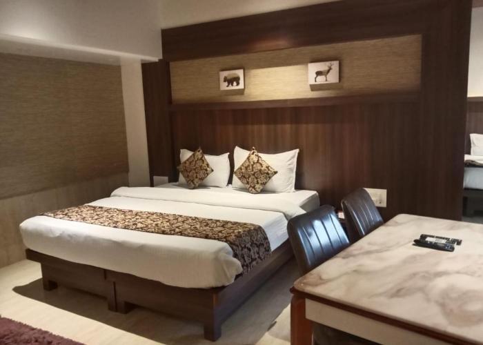Hotel Laxvas- The Business Hotel