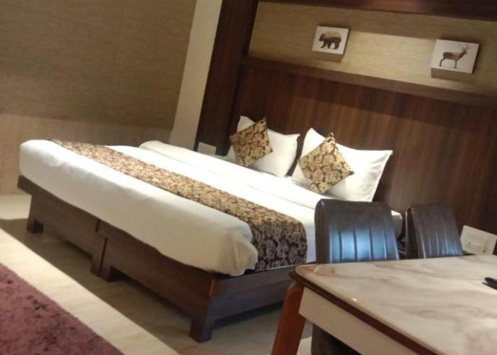 Hotel Laxvas- The Business Hotel