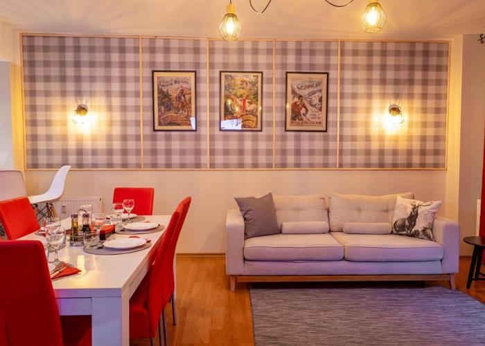 Clabucet Nest DeLuxe Apartment
