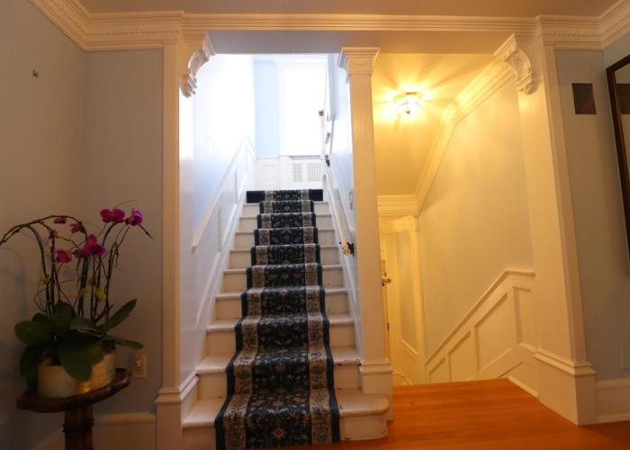 Lipton Place by Elegant Waterfront