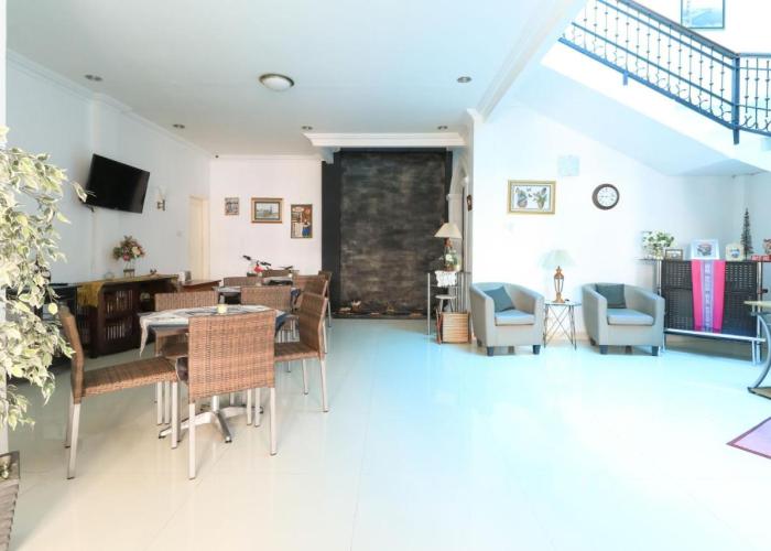 Ge JacMart Homestay Makassar