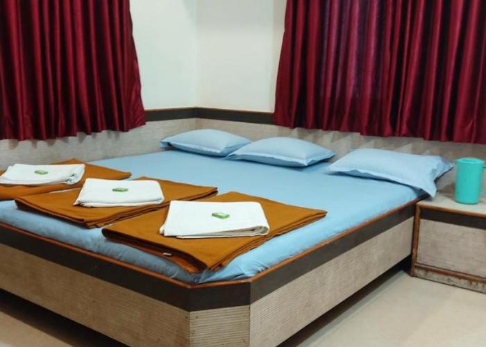 Sai Raghunandan Guest House