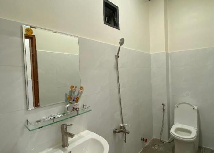Tùng Thủy Homestay - Dinh Thầy Thím Lagi