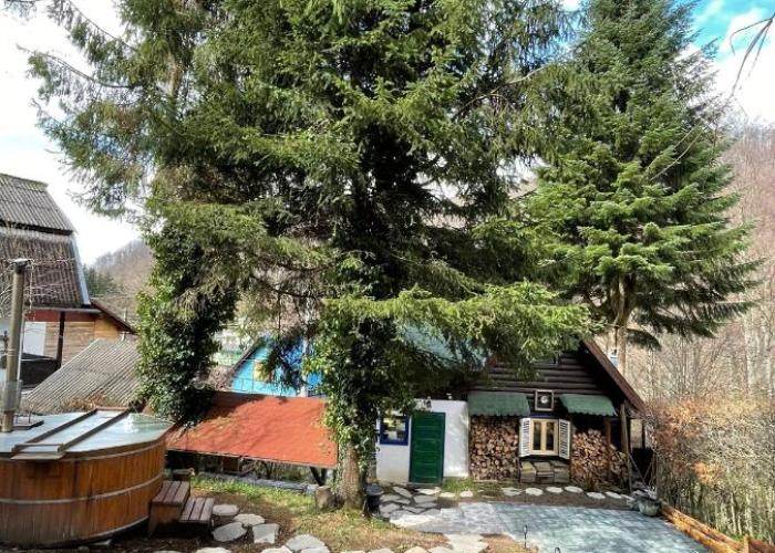 Cabana Farmec Ciubăr - Dézsabáj Kulcsosház