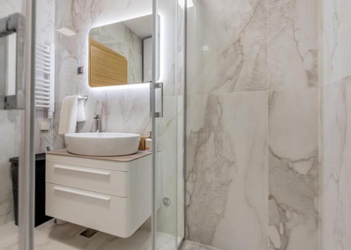 Athos Square Apartments