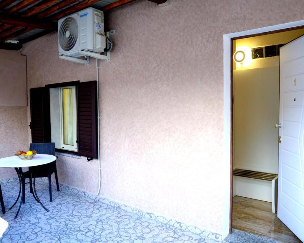 фото Afrodite Accomodation