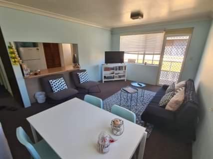 Digby's Place - waterfront apartment