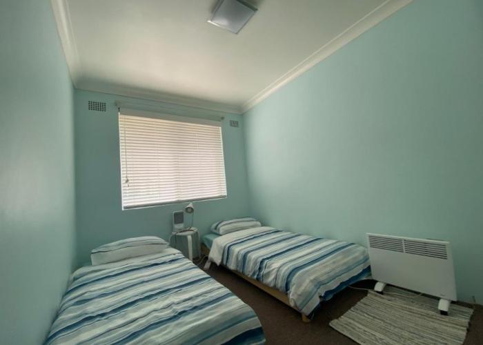 Digby's Place - waterfront apartment