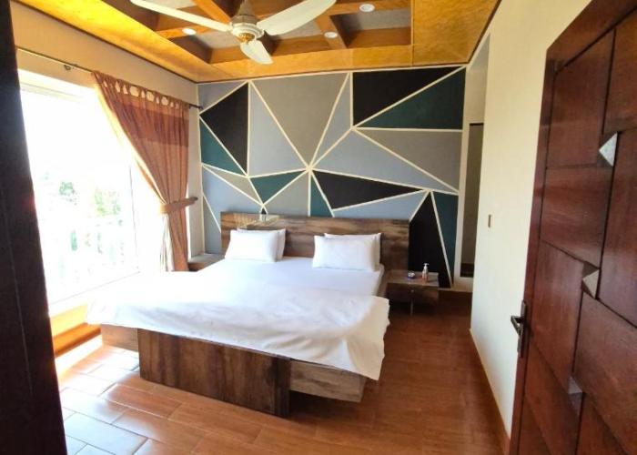 Roof Top Resort