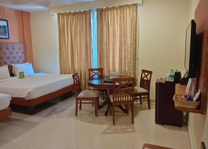 HOTEL ROYAL GRANDE