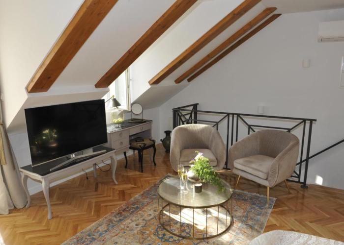 Merla Luxury Rooms
